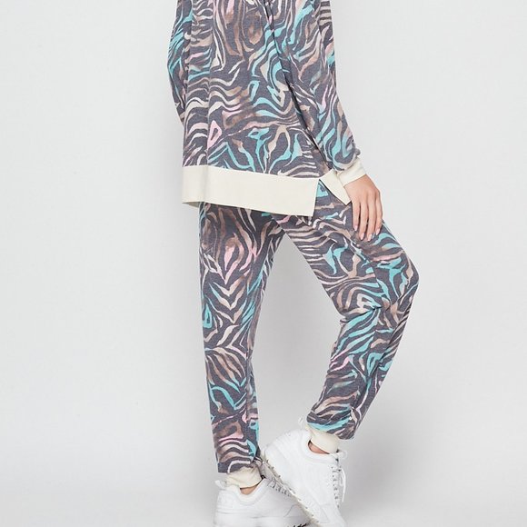 NWT Honeyme Multi Colored Zebra 2pc. Jogger Set - Picture 3 of 3